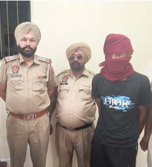 32 बोर पिस्तौल समेत एक काबू