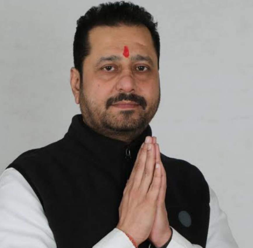 दिनेश ढल्ल की जालंधर नॉर्थ के हलका इंचार्ज पद से छुट्टी, वनीत धीर को मिली जिम्मेदारी